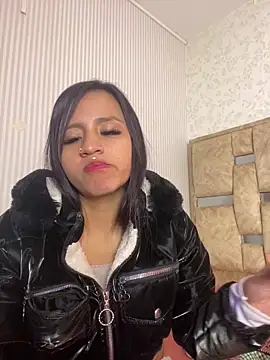 Lauraaa_pink18 webcam