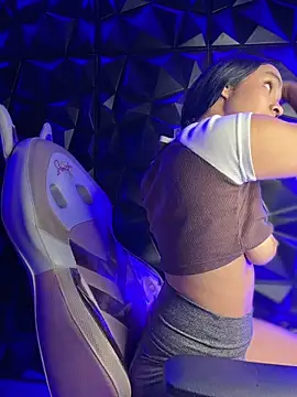 Isabella-Teen webcam