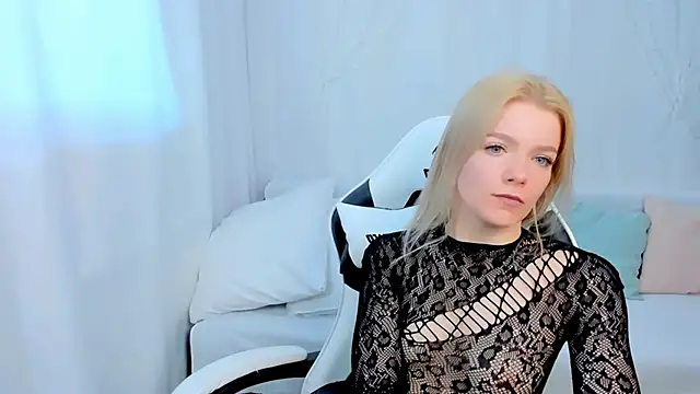 Lily Daviss (Lily_Daviss)