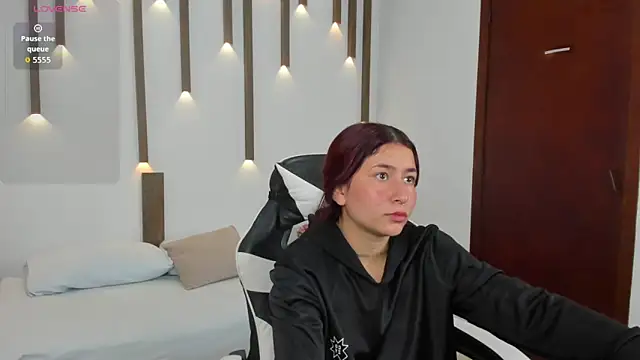 charlottee27_ webcam