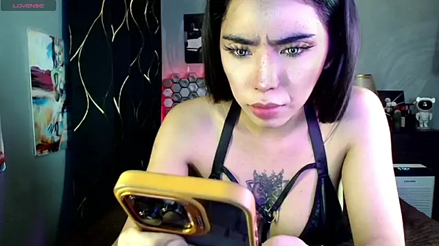 Hot_Metallica69 webcam