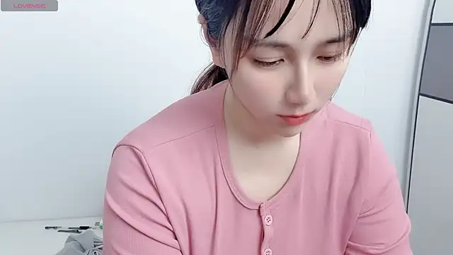 美女LIsha--170在线直播