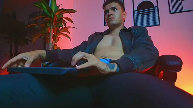 ALPHA_DOMINUS_ webcam