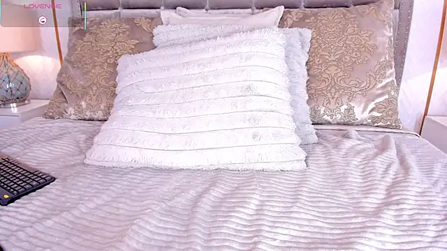 dakotawangi - DakotaWangi's free webcam - UK Sex Cams