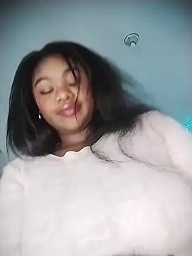 Roonie_garces webcam