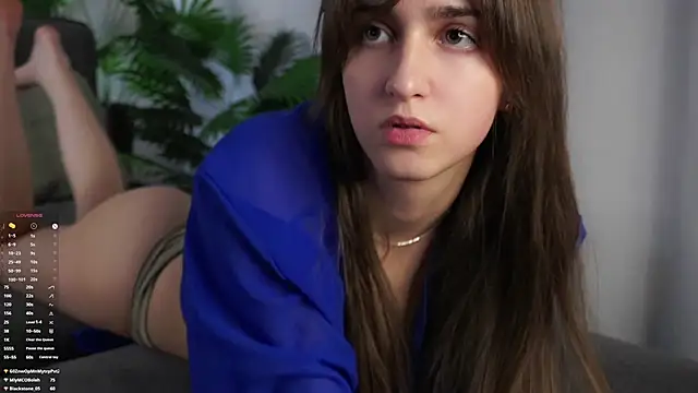 ClarineCasebolt webcam