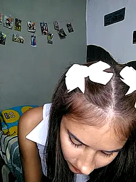 Little_Naughty_Nicole webcam