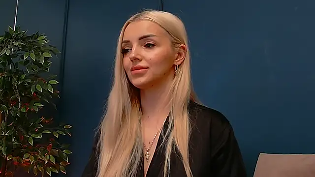 deeavip - DeeaVIP's free webcam - UK Sex Cams