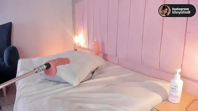 Hillary_Collins1 webcam