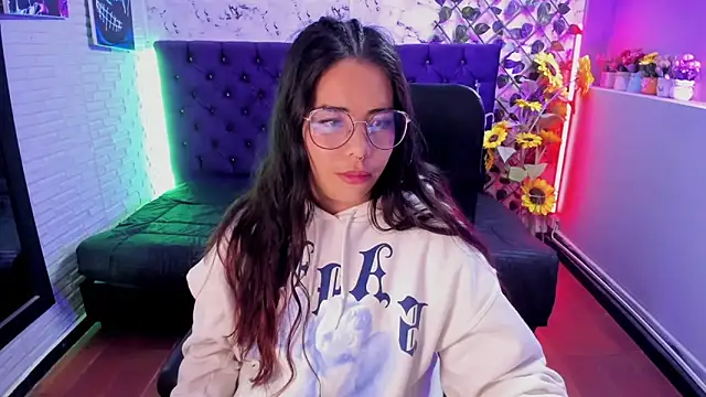 liany_taylor - Liany_taylor's free webcam