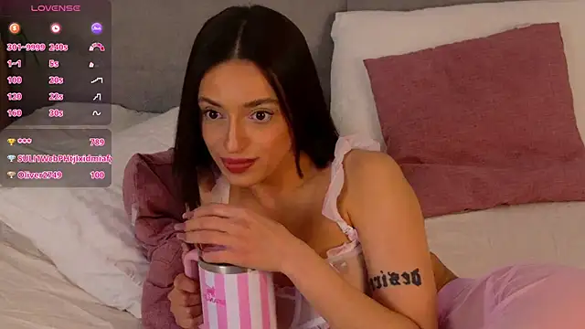 adoracortes - AdoraCortes's free webcam - UK Sex Cams