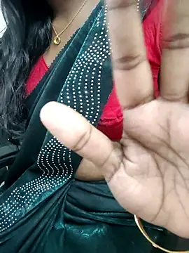 Webcam Model (Tamilmallu-duskygirl03)  is live.Free join now!