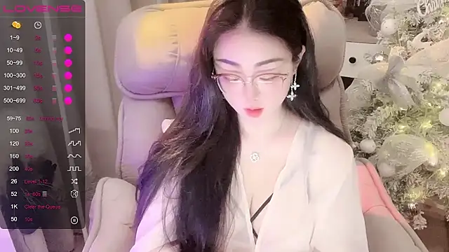 Monica-666888- webcam