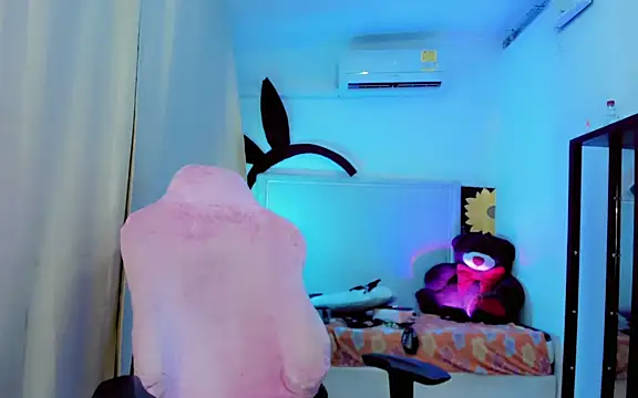 Sophiaa_doll_ webcam