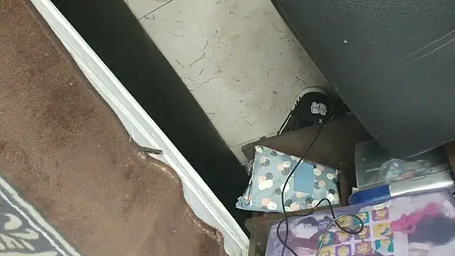 luisahot_9727 webcam