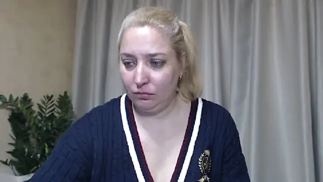 sweetpussy13 - Sweetpussy13's free webcam - UK Sex Cams