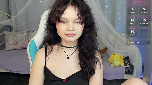 emilychaves - EmilyChaves's free webcam - UK Sex Cams