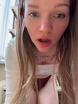 StreetSquirt's live cam