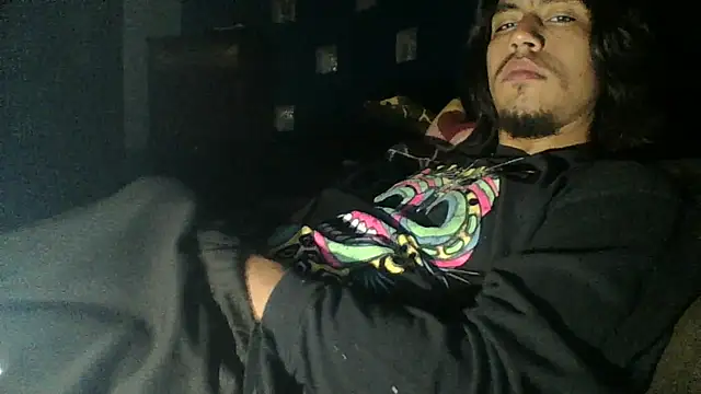 AlexAlejandro13 webcam