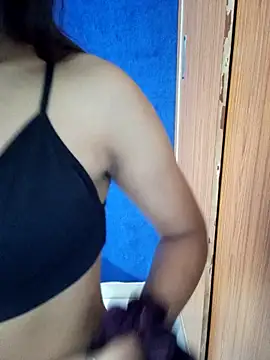 Sexy_aakansha