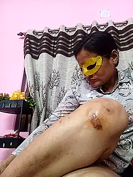 gullapi - Gullapi's free webcam - UK Sex Cams