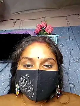 Sweet-Maddlina webcam