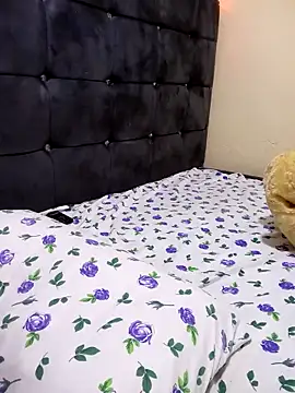 honeypot224 - Honeypot224's free webcam - UK Sex Cams