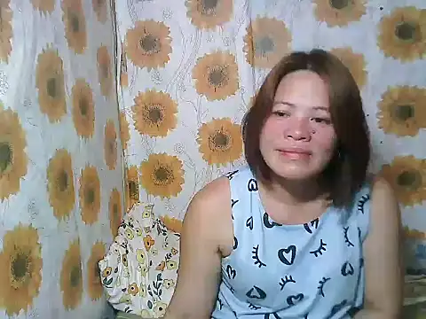 smilinglovely - Smilinglovely's free webcam - UK Sex Cams