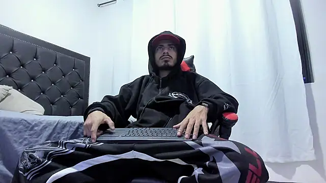 MatthewCullen webcam