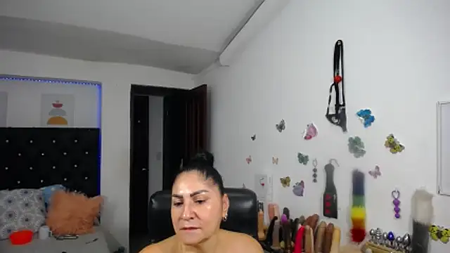 mature_bigboobs10 webcam