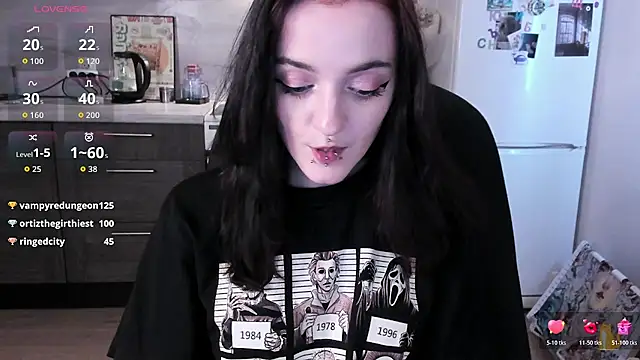 linaa__tyaan - Linaa__tyaan's free webcam - UK Sex Cams