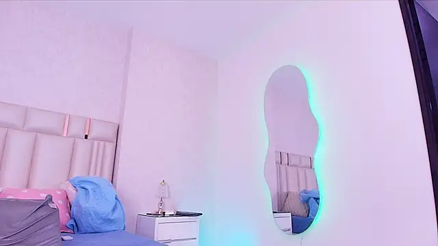 _carolina_fox - _carolina_fox's free webcam - UK Sex Cams