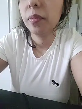 DianiQueenn - Live Cam