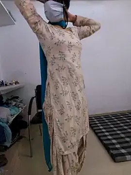 tanzum_khan_3202_ (F young) - BUY A NEW LEPTOP 💵