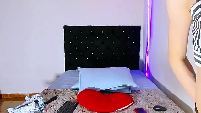 valen_colombian69 webcam