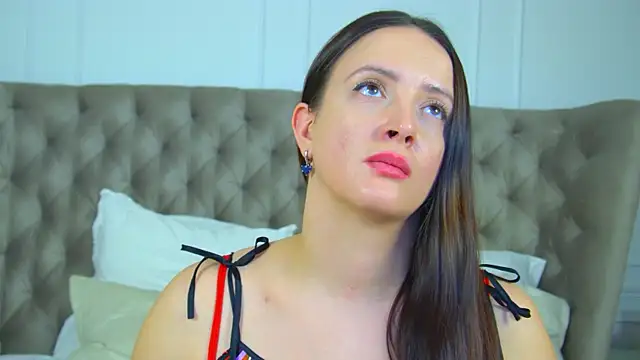 ElinaBellucci webcam