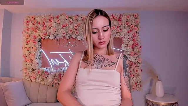 MollySundersX webcam