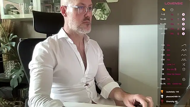 the_new_fit_rubinho webcam