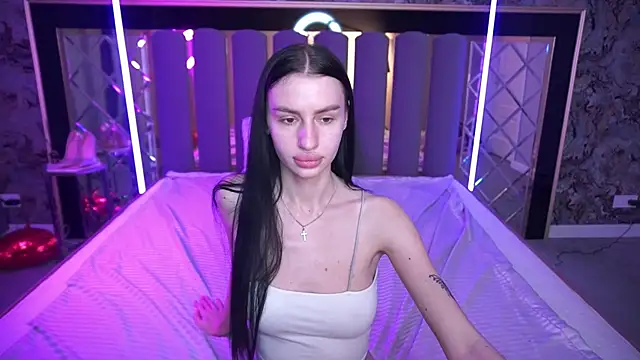 snow_whiteeex - Snow_WhiteeeX's free webcam - UK Sex Cams