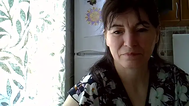 krystal_82 - Krystal_82's free webcam - UK Sex Cams