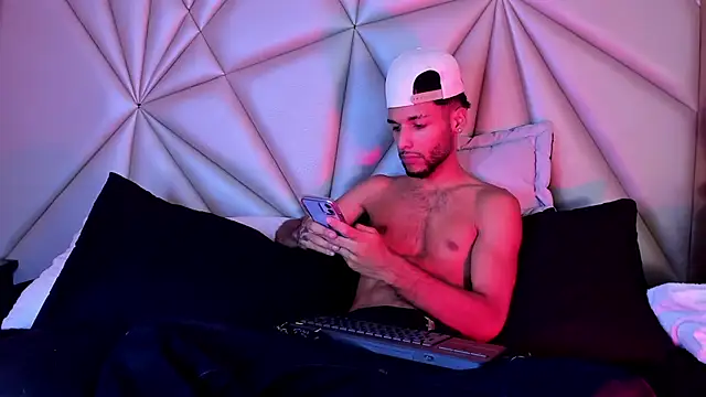 Thiagoferreti webcam