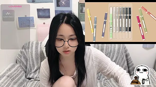 LiLiYbaby - Live Cam