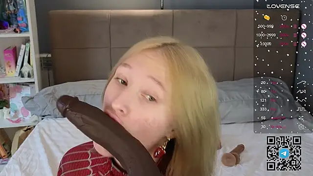 Mira_Berto - Live Cam