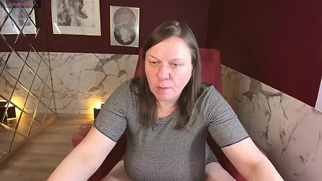 KellyPerfection webcam