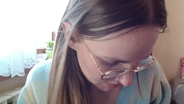 looveellyx - LooveELLYx's free webcam - UK Sex Cams