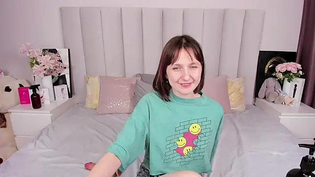 miakarlos (F young) - sexy dancing😏💕