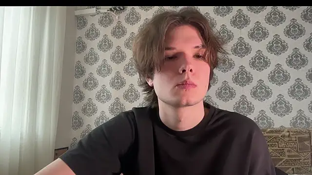 tomasdickpick (M twink) - take off a T-shirt