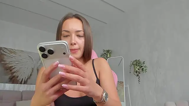 tiffanyhouston_ (F young) - Wet kitty up close play