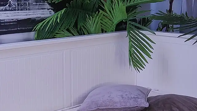 LanaReals - Live Cam