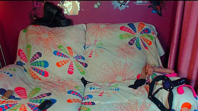 milflovelyxxx webcam